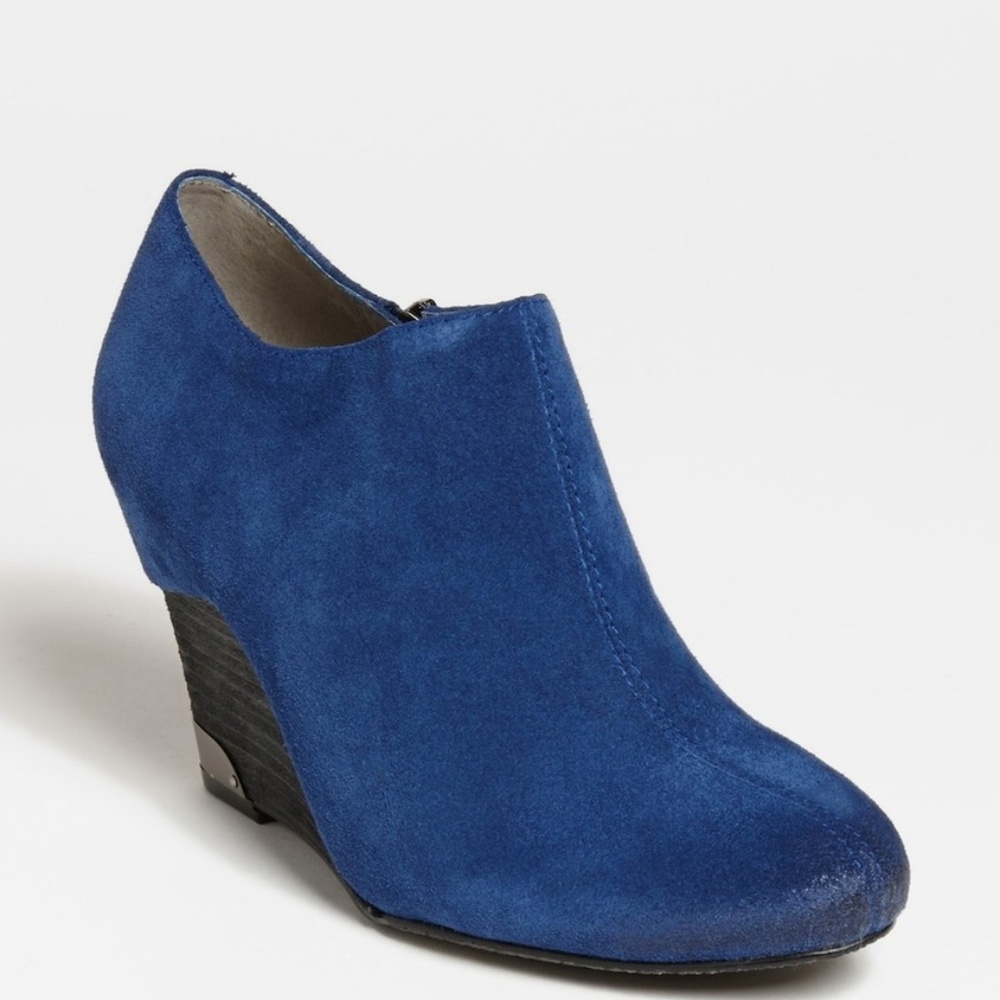 Vince Camuto Hamil Wedge Bootie-Size 10 (Like NEW)